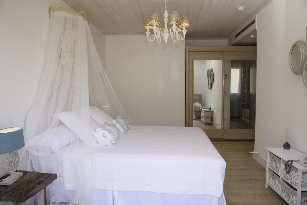 Es Cel De Begur Hotel الغرفة الصورة